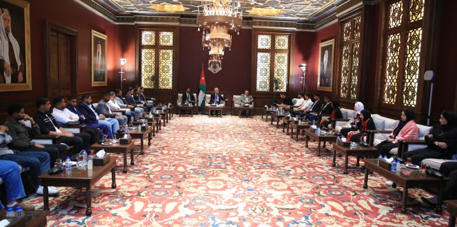 العيسوي: الملك جعل من الأردن نموذجا في الحداثة والعدالة والثبات على المواقف