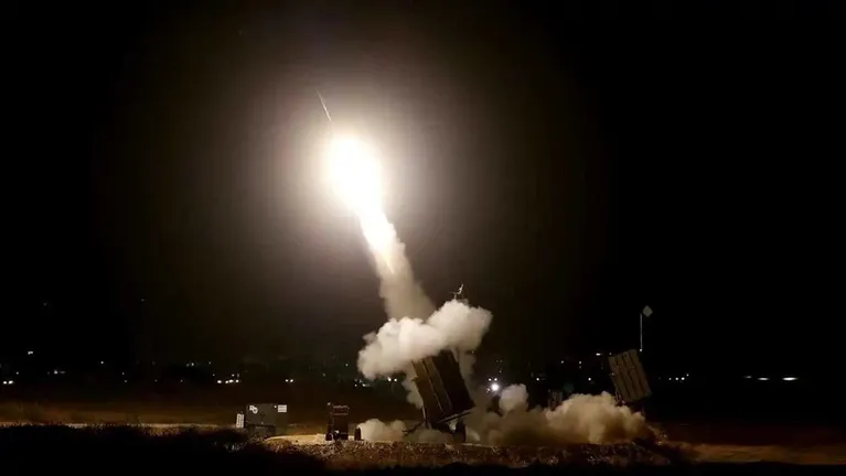 الاحتلال يعلن اعتراض صاروخ أطلق من غزة