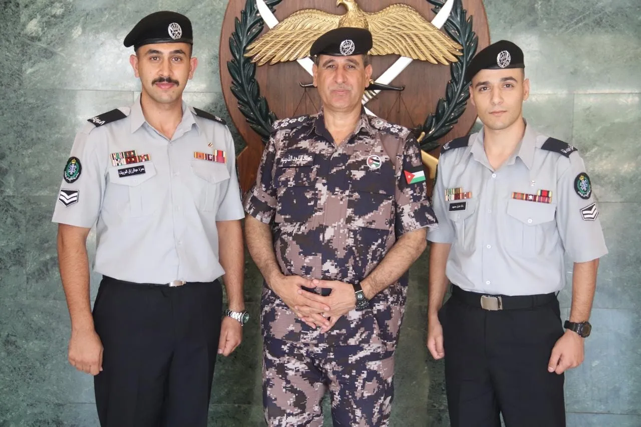 تكريم مسعفين انقذا طفلا تعرض للغرق في البلقاء