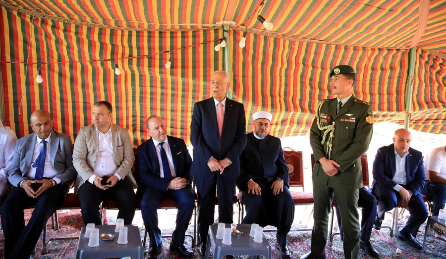 مندوبا عن الملك ولي العهد.. العيسوي يعزي الدلاهمة والزعبي والأمير والمعادات