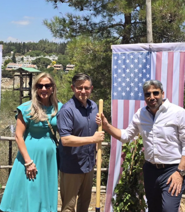 رئيس النواب الأمريكي من الضفة: ملكية شرعية للشعب اليهودي