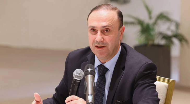 الحكومة: مستوطنون يتجمهرون لإعاقة حركة الشاحنات الأردنية المتجهة لغزة