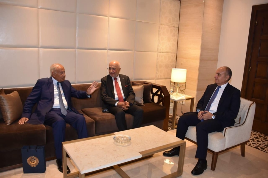 المعايطة يبحث مع أبو الغيط في القاهرة سُبل تعزيز التعاون الانتخابي العربي