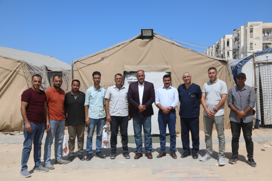 وفد من بلدية خان يونس يزور قيادة المستشفى الميداني الأردني جنوب غزة7
