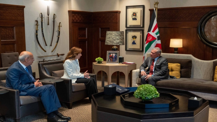 الملك يتسلم نسخة من التقرير السنوي الحادي والعشرين لحالة حقوق الإنسان في المملكة للعام 2024