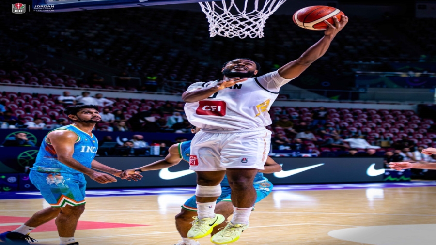 السعودية تنعش آمالها والصين تقطع شوطا نحو ربع النهائي