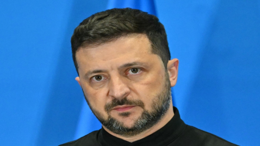 البيت الأبيض يدرس دعوة زيلينسكي إلى ألاسكا