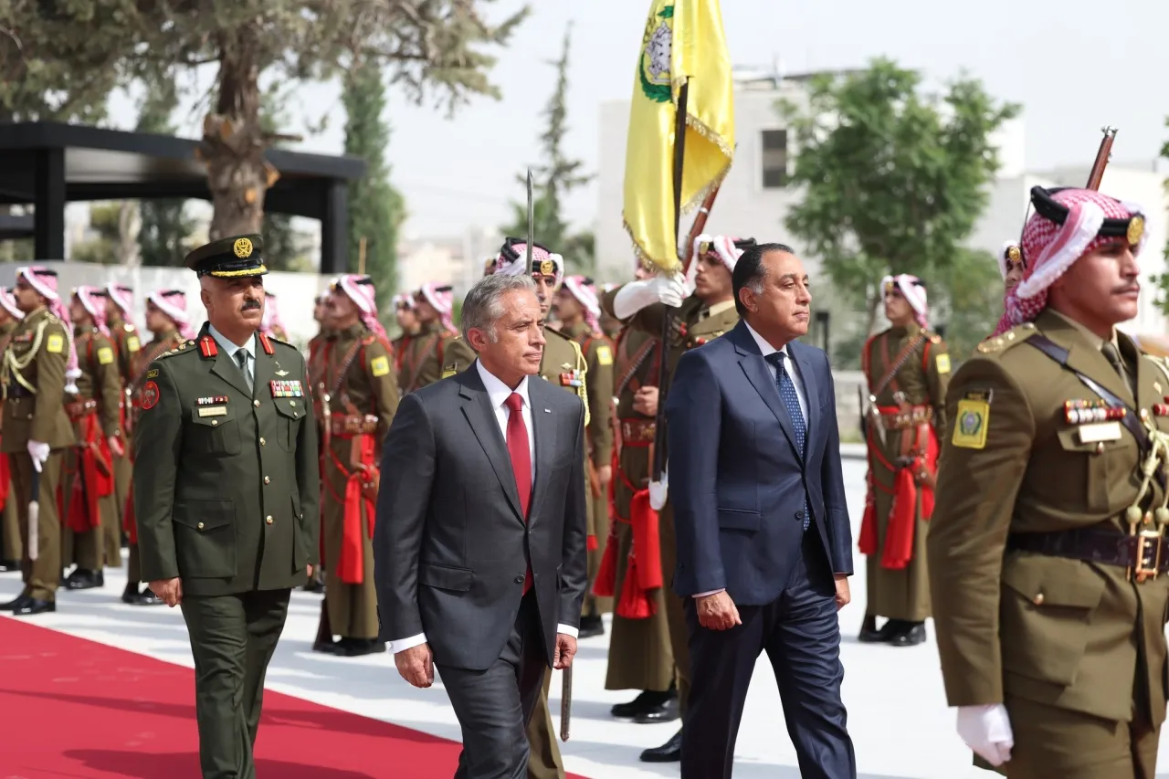 حسان يستقبل رئيس الوزراء المصري قبيل اجتماعات اللجنة العُليا الأردنية  المصرية