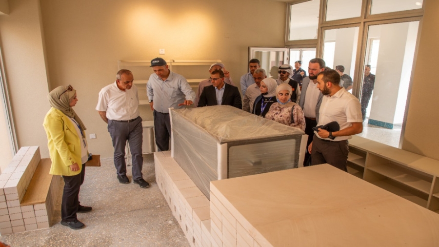 وزير السياحة والآثار يتفقد سير العمل في مشروع تطوير موقع قلعة القطرانة الأثري