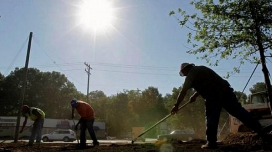 غرف الصناعة تدعو القطاع إلى تجنب العمل خلال فترة الذروة الكهربائية