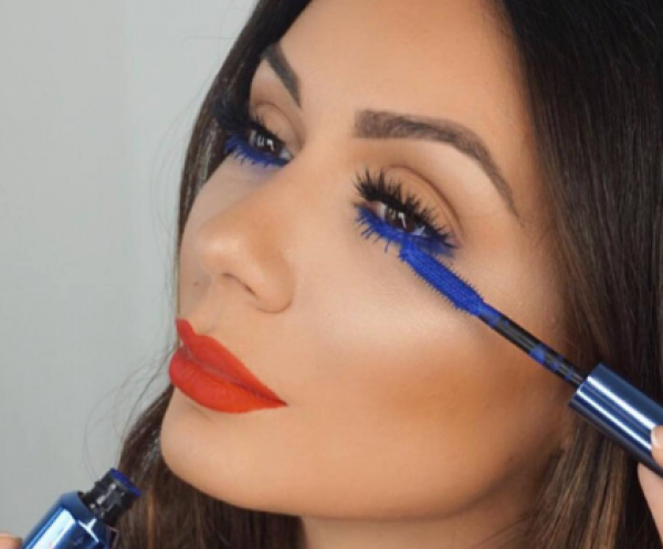 اكتشفي لون الماسكارا المناسب للون عينيكِ