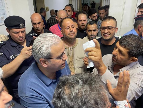 وزير الصحة يطمئن: انقطاع الكهرباء في مستشفى الزرقاء لم يؤثر على الخدمات الطبية