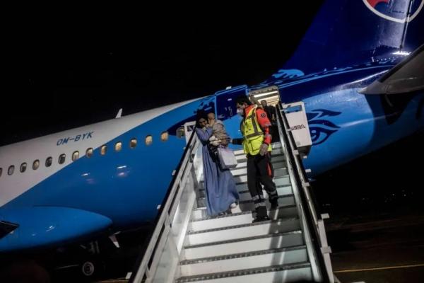 إسبانيا أجلت 44 طفلا من غزة لمعالجتهم في مستشفياتها