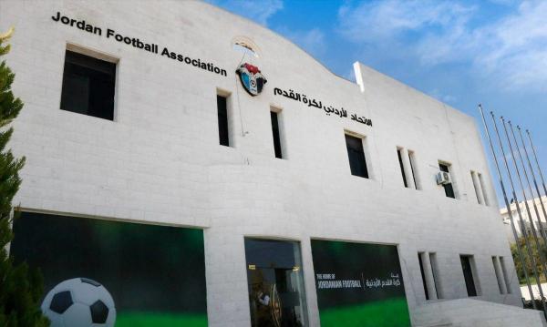 الحكومة تعفي اتحاد كرة القدم من ضريبة المبيعات على حزمة من إيراداته