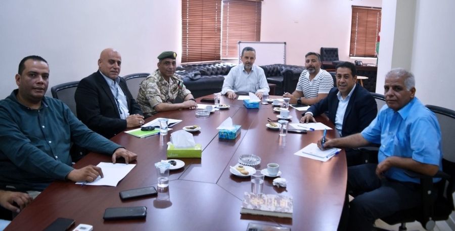 بحث تعزيز التعاون بين شرق عمان الصناعية والوطنية للتشغيل والتدريب