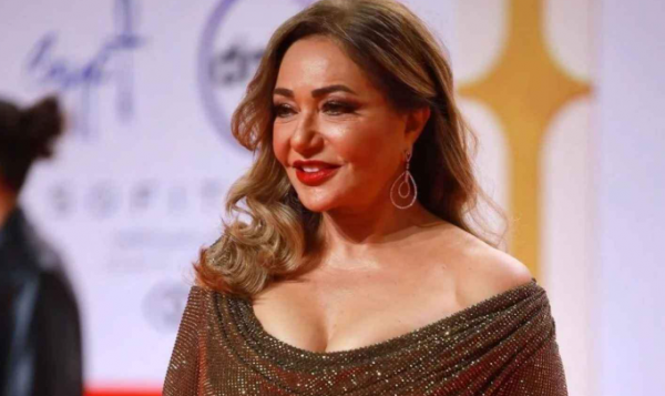 ليلى علوي تتعرض لإصابات في الكتف والرقبة إثر حادث سير