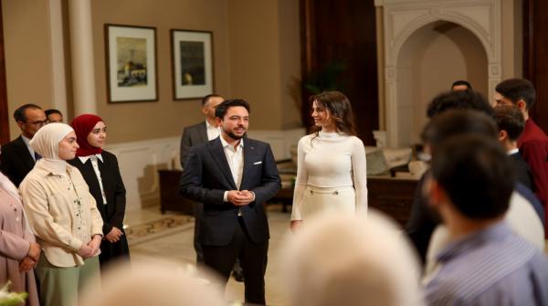 القناة الخاصة لسمو ولي العهد على يوتيوب تنشر مقتطفات من استقبال سموه لأوائل الثانوية العامة في قصر بسمان الزاهر