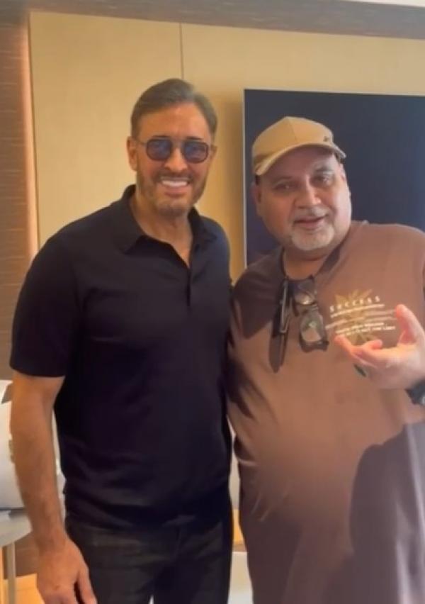 المنتج محمد المجالي يلتقي الفنان كاظم الساهر