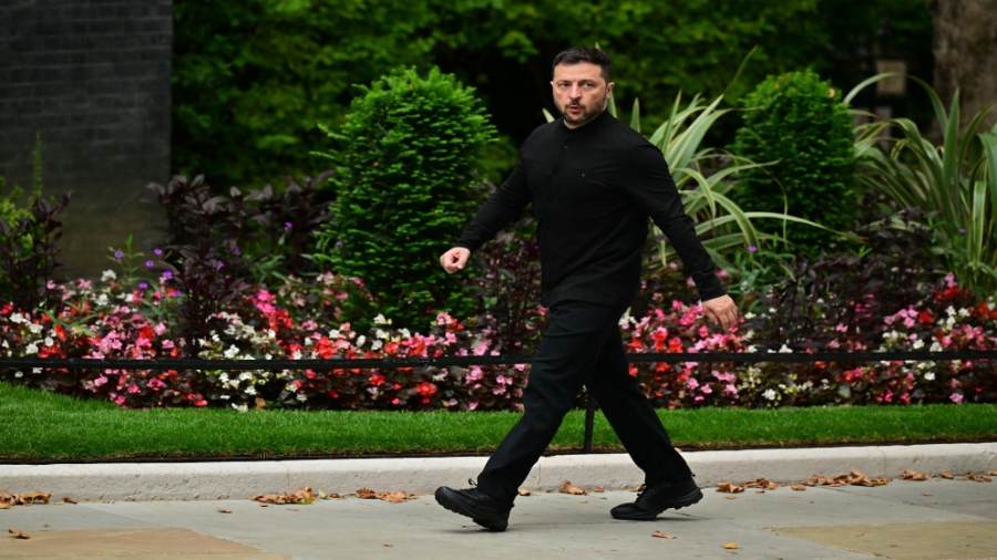 زيلينسكي: سأتوجه إلى واشنطن الاثنين