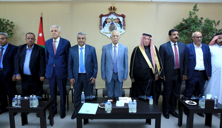 العيسوي يلتقي (200) شخصية من شيوخ ووجهاء وأبناء وبنات لواء البترا