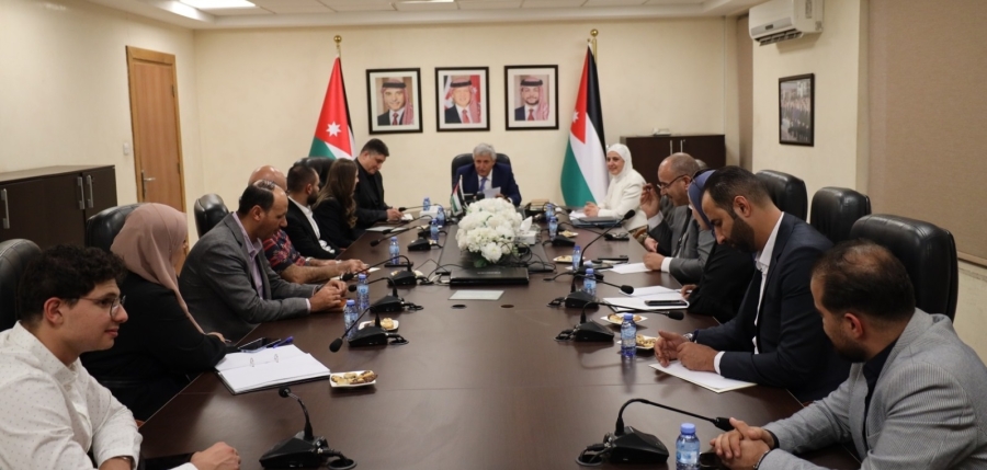 وزير النقل يبحث مع منتدى الاستراتيجيات الأردني التعاون في تطوير خدمات النقل