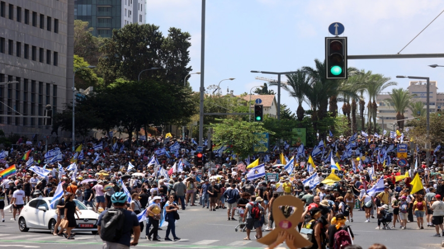 تظاهرات في إسرائيل تطالب بوقف إطلاق النار في غزة وإعادة المحتجزين