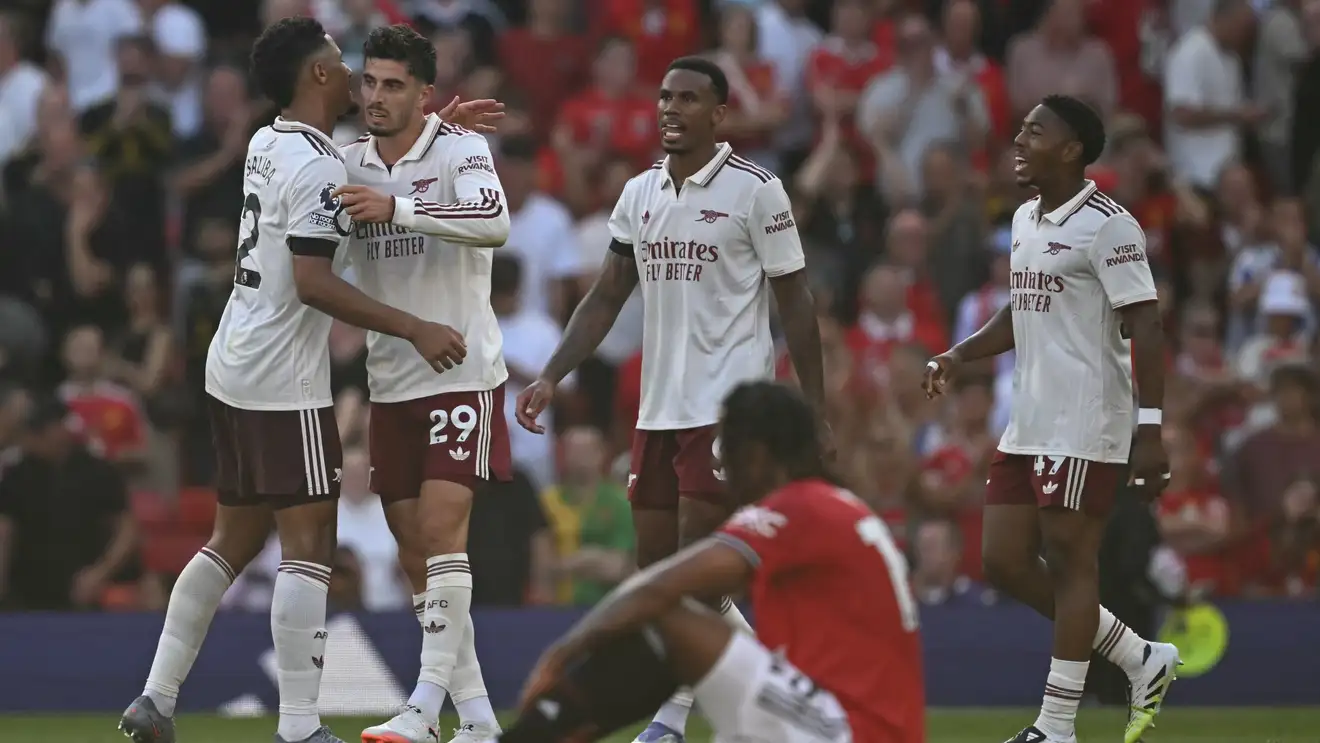 آرسنال يُسقط مانشستر يونايتد بأدائه المعتاد في قمة افتتاحية البريميرليج