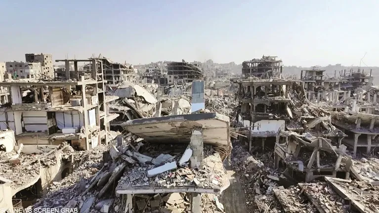 كاتبة أسترالية: إسرائيل شريرة جدًا لدرجة أن لديها وحدة عسكرية مكرّسة لتبرير الفظائع