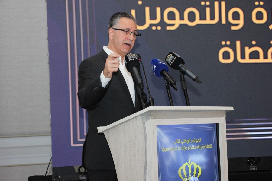 400 شاحنة أردنية تدخل سوريا يومياً محملة بمنتجات وطنية