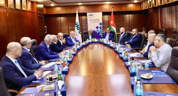 مجلسا تجارة الأردن وعمان يلتقيان سفير المملكة في دمشق