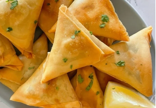 عجينة سمبوسة بالبيت