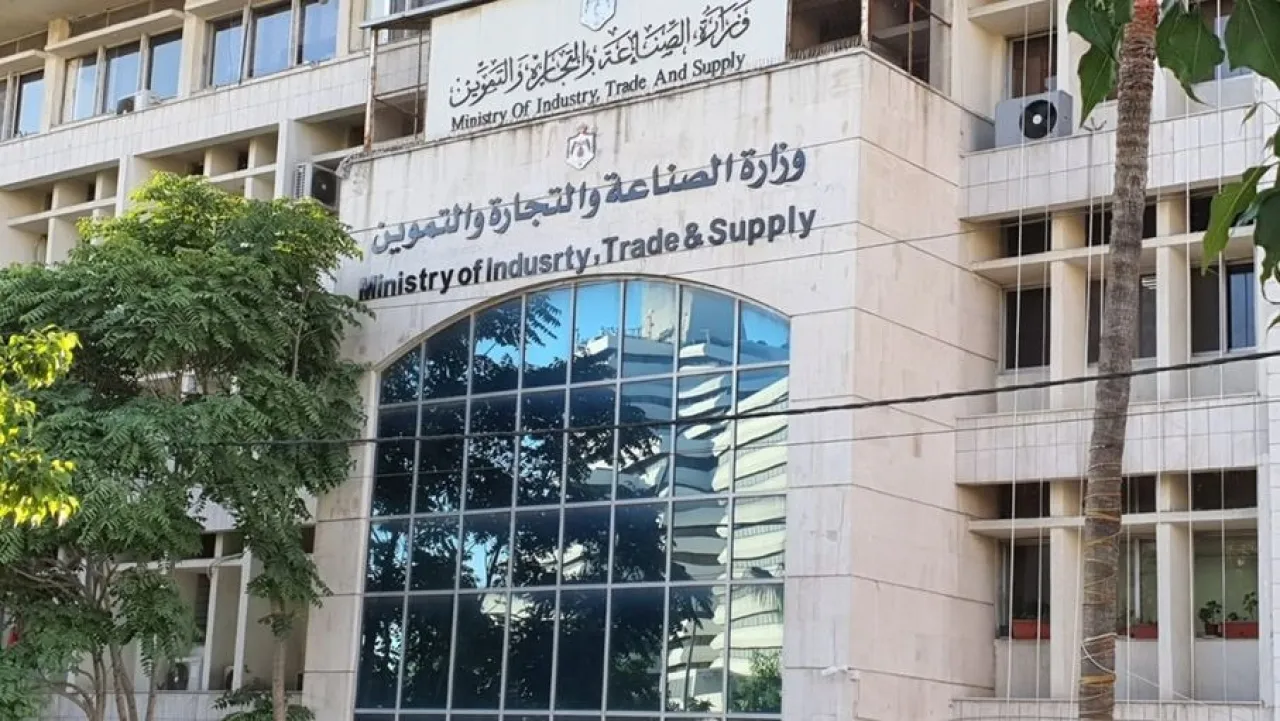 الصناعة تُخالف 2700 منشأة منذ بداية العام