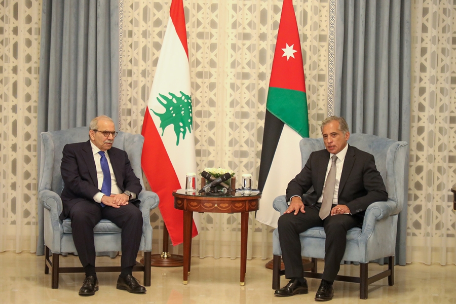 رئيس الوزراء ونظيره اللُّبناني يتَّفقان على عقد اللَّجنة العُليا الأردنيَّة – اللبنانيَّة المشتركة خلال العام الحالي