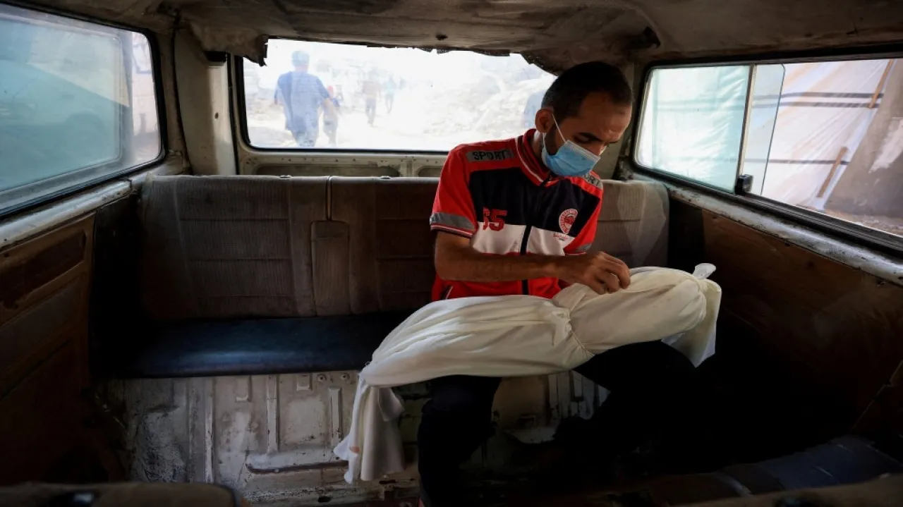 ارتفاع حصيلة عدوان الاحتلال على قطاع غزة إلى 62#44;122 شهيدا