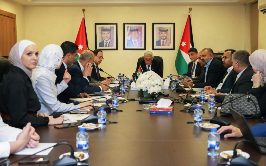 وزارة النقل تستعرض البرنامج التنفيذي الثاني لرؤية التحديث الاقتصادي للأعوام 20262029