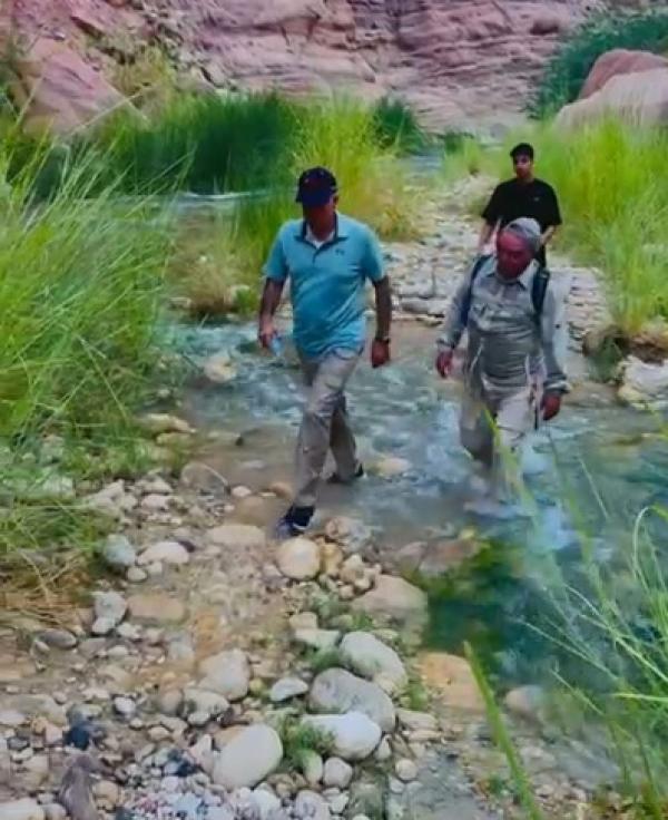 الفراية والبريزات بجولة استكشافية لوادي الحسا