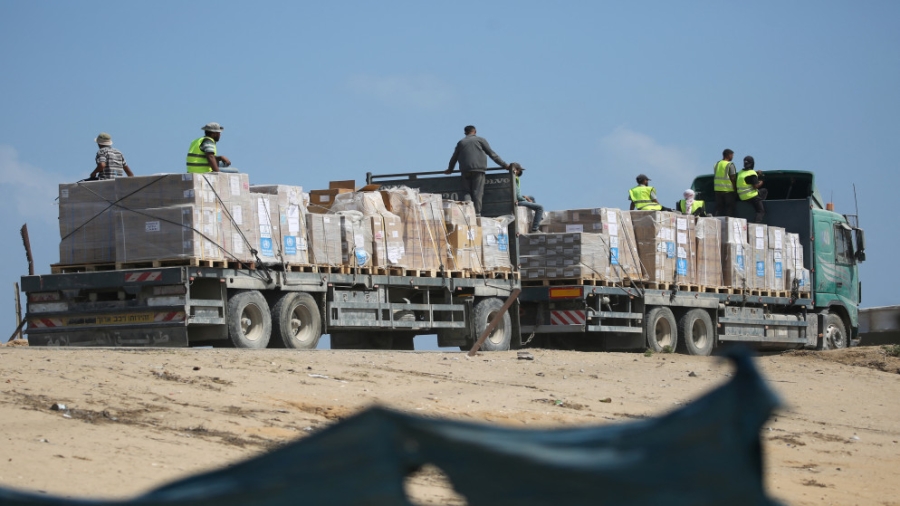 الأونروا: مخازننا في الأردن ومصر ممتلئة وجاهزة لملء 6 آلاف شاحنة إلى غزة