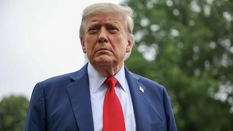 تصريحات ترمب بشأن عدد الأسرى الإسرائيليين الأحياء تصدم عائلاتهم