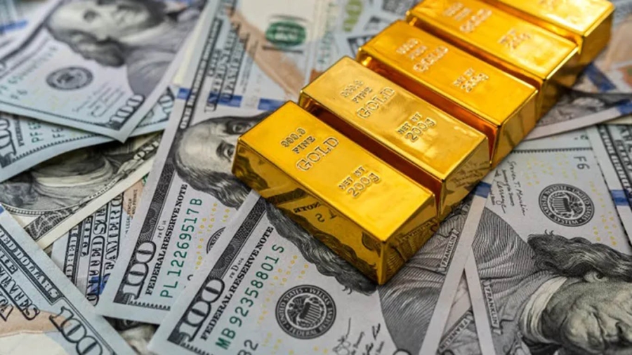 انخفاض أسعار الذهب وارتفاع الدولار عالميا