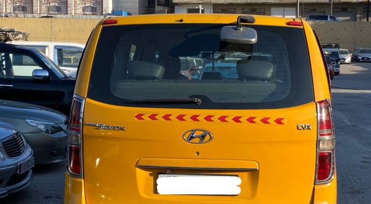 الامن يضبط مركبة (باص) ارتكب سائقها مخالفة مرورية