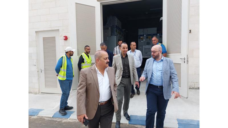 ضمن جولة ميدانية.. محافظ إربد يطلع على سير أعمال توسعة الطرق قرب مستشفى الأميرة بسمة