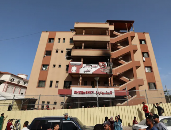 الأردن يدين بأشد العبارات قصف مجمع ناصر الطبي في غزة