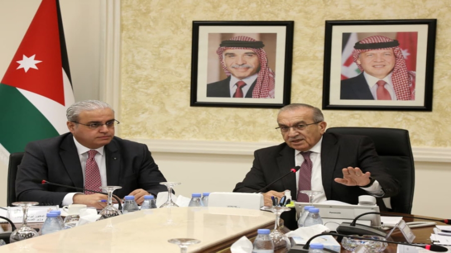 وزارة الأشغال تدرس حاليا 57 مشروعًا في القطاع الصحي