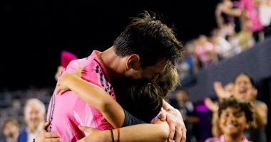 ميسى يخطف الأضواء باحتفال رائع مع أبنائه فى ليلة تأهل إنتر ميامى