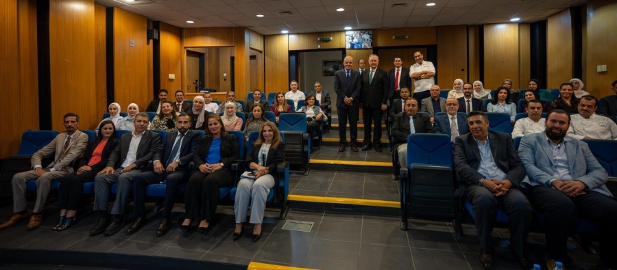 وزير السياحة والآثار يزور كلية عمون الجامعية التطبيقية