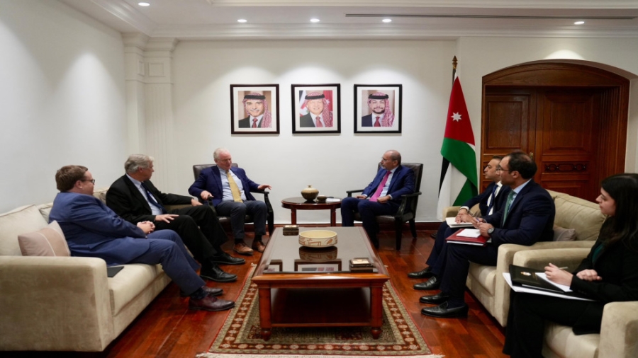 الصفدي يبحث مع وفد من مجلس الشيوخ الأميركي تعزيز الشراكة والأوضاع الإقليمية