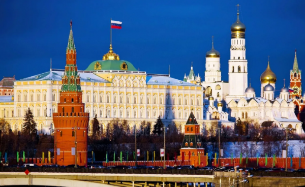 الكرملين: مهتمون بمباحثات السلام وسنواصل ضرب أوكرانيا