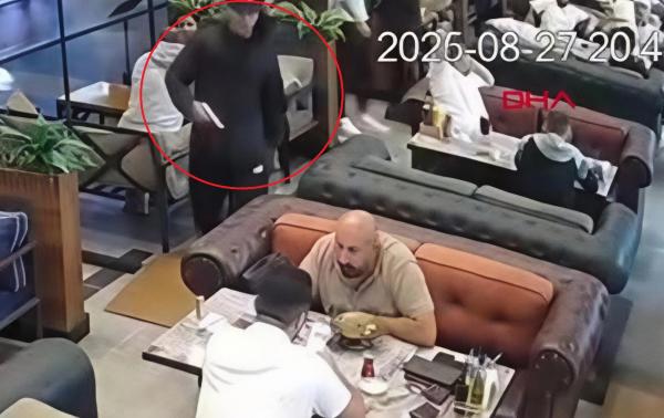 فجّر رأسه برصاصة .. اغتيال رئيس نادٍ داخل مقهى في تركيا