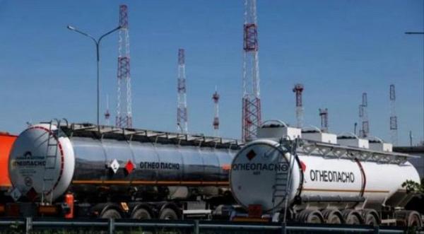 روسيا تمدد حظر تصدير البنزين حتى نهاية تشرين الثاني المقبل