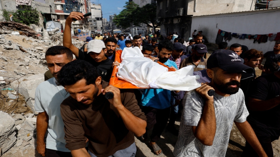 21 شهيدا على الأقل بقصف الاحتلال عدة مناطق في غزة منذ فجر الجمعة